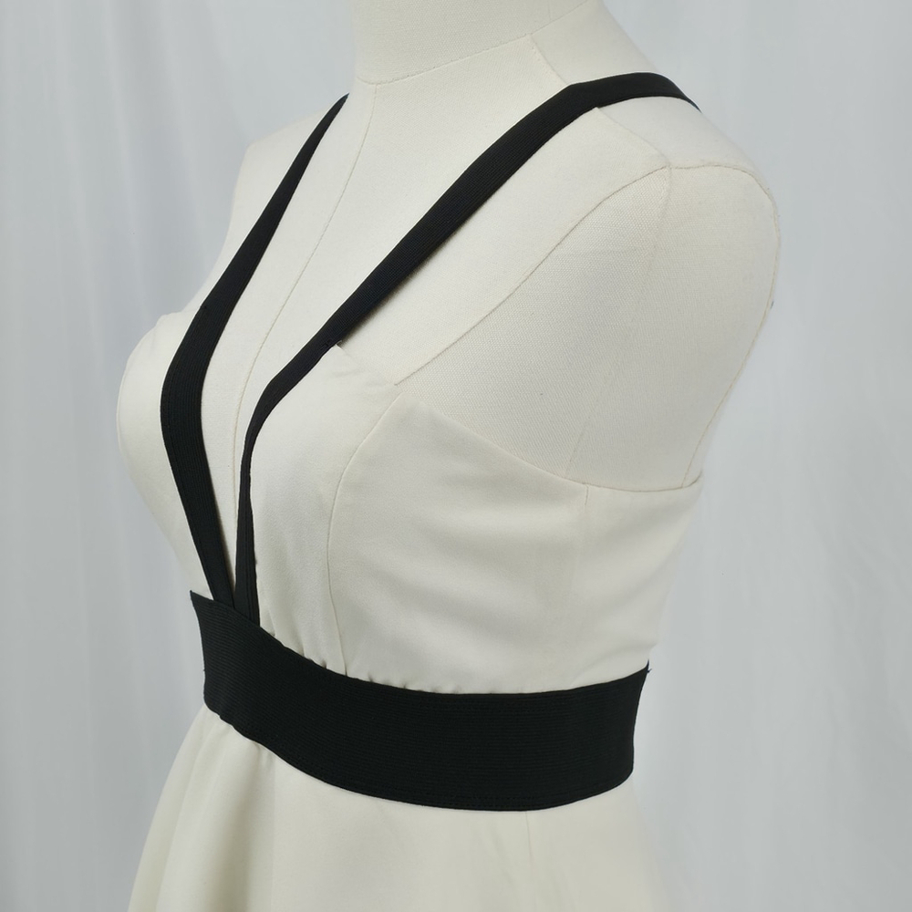 Coquette Black White Mini Dress Women’s M Contrast Strap Cocktail Party Clubwear - Picture 3 of 9